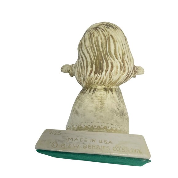 Vintage 1976 R&W Berries Figurine "I Love You This Much" Girl 9125 USA - Picture 4 of 5